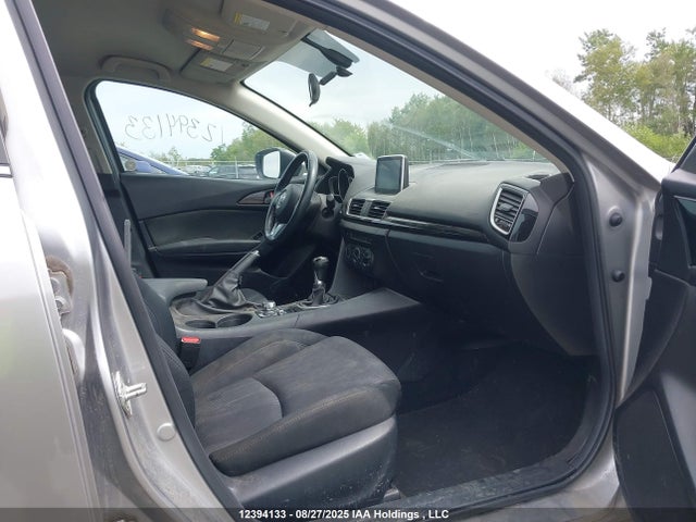 3MZBM1L77GM289149 Mazda pe