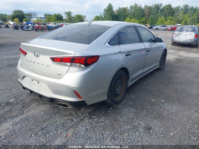 5NPE34AFXJH706078 Hyundai Sonata Sport/limited/sel