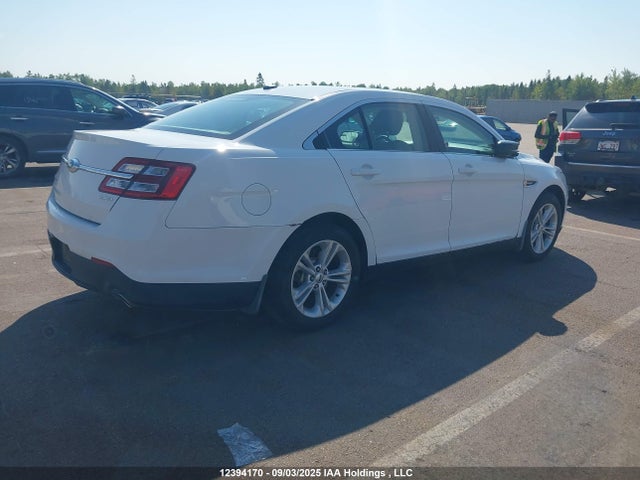 Ford Taurus 2015 1FAHP2D84FG138110 Image 4