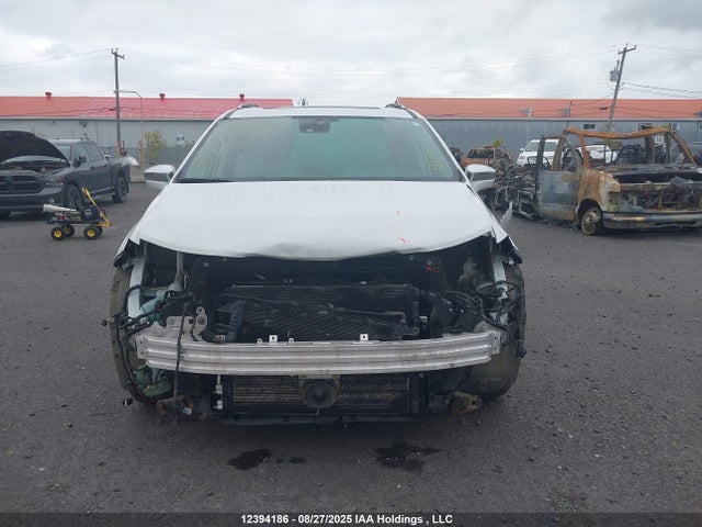 2C4RC1N75HR693871 Chrysler 2017