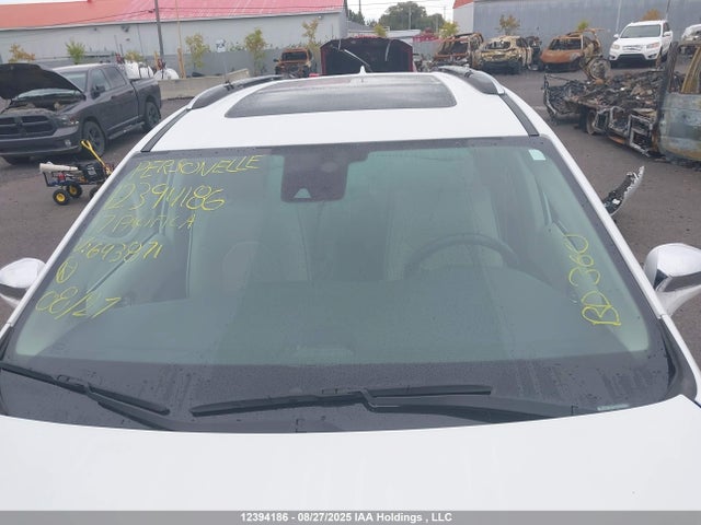 2C4RC1N75HR693871 Chrysler 2017