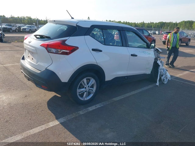 Nissan Kicks 2019 3N1CP5CU4KL555210 Image 4