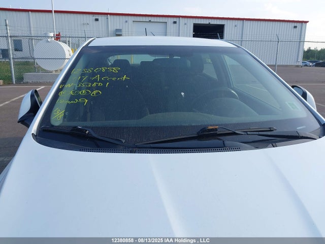 KMHCT5AE6HU353001 Hyundai ACCENT L
