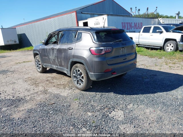 Jeep Compass 2021 3C4NJDDB9MT533138 Image 3