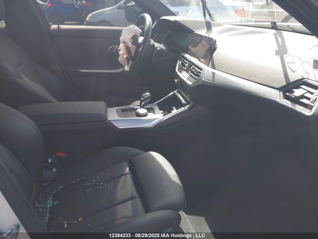 3MW5R7J01M8B55314 BMW 330XI