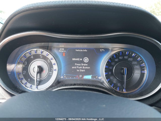 2C3CCAAG3FH749759 Chrysler 300