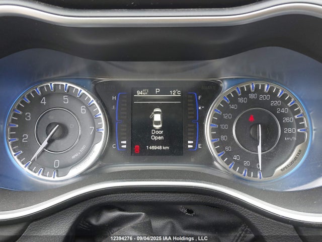 1C3CCCFB2FN557183 Chrysler 200