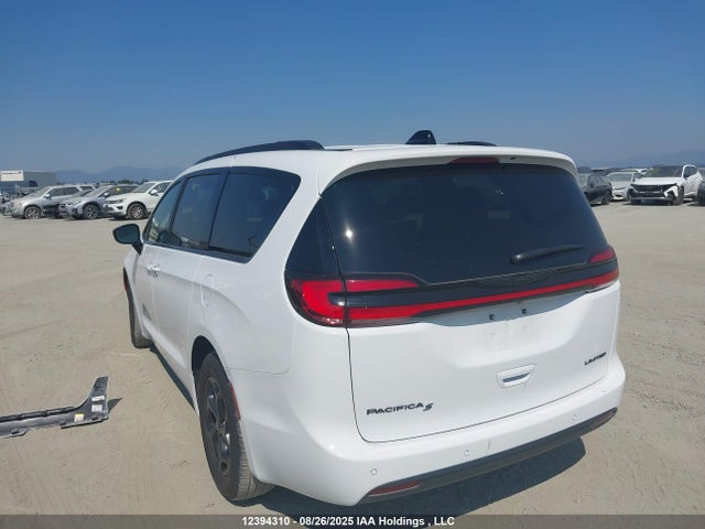 Chrysler 2025 2025 2C4RC1GG4SR602108 Image 3