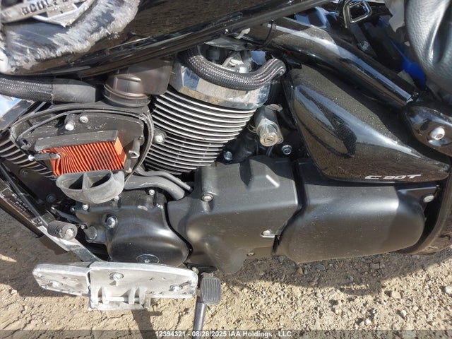 JS1VY56A0H2100055 Suzuki Y513-