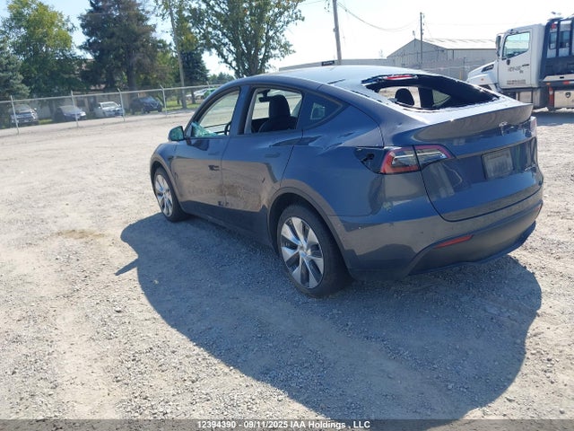 7SAYGDEE0NF439690 Tesla Model Y