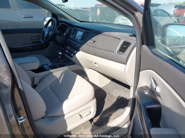 KIA 2017 2017 KNDMB5C16H6311650 Image 5