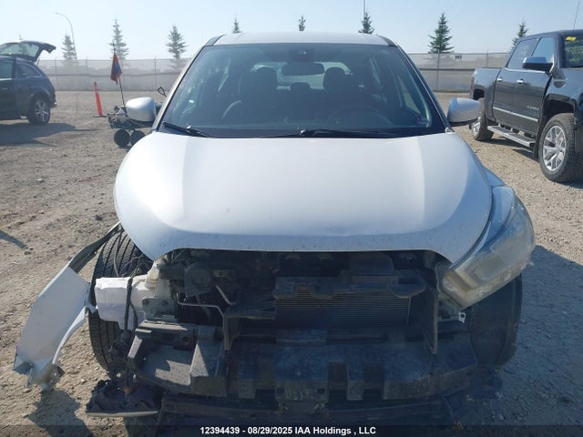 3N1CP5CV3LL557105 Nissan Kicks