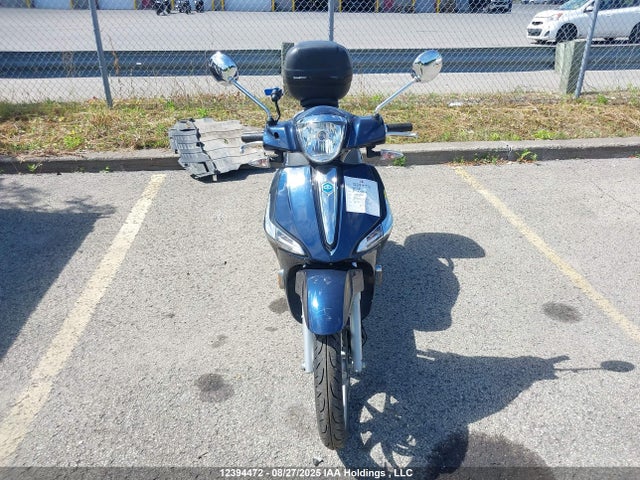 ZAPC546B8J7000284 Piaggio 2018