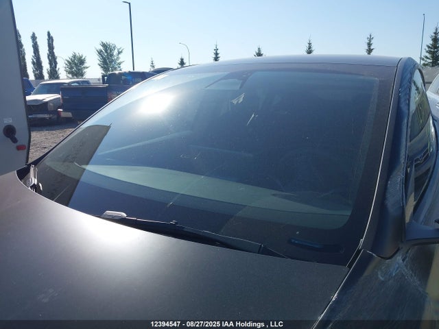 7SAYGDEF5NF516885 Tesla Model Y