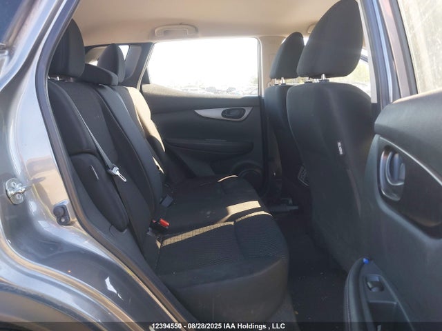 JN1BJ1AWXMW428923 Nissan ROGUE SPORT