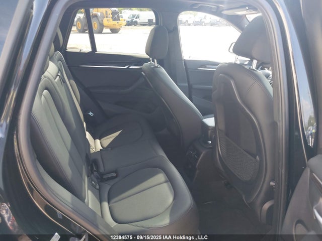 BMW X1 2017 WBXHT3C34H5F81346 Image 8