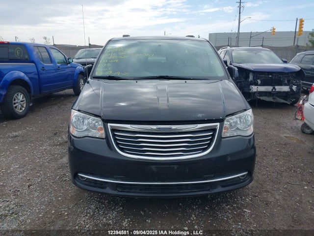 2C4RC1CG6GR285428 Chrysler Town and Country