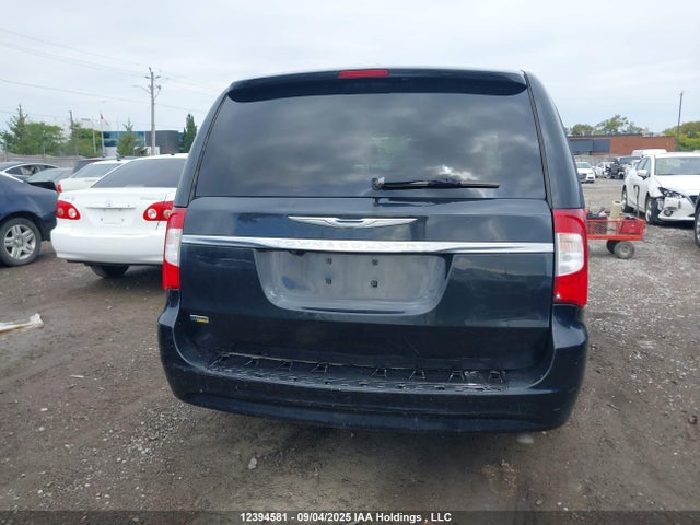 2C4RC1CG6GR285428 Chrysler Town and Country