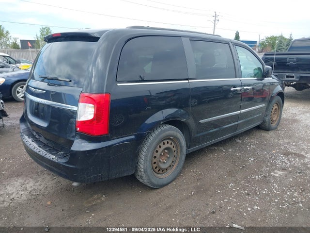 2C4RC1CG6GR285428 Chrysler Town and Country
