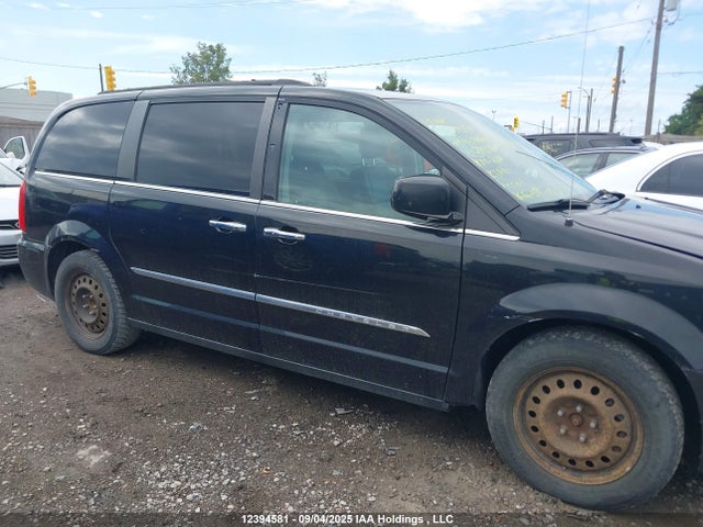 2C4RC1CG6GR285428 Chrysler Town and Country