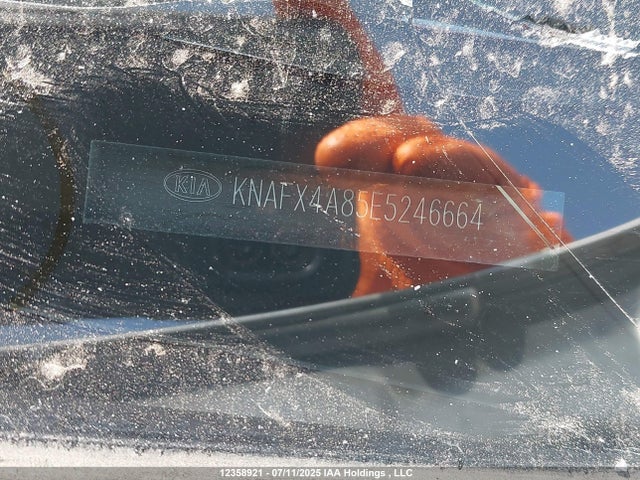 KIA 2014 2014 KNAFX4A85E5246664 Image 9