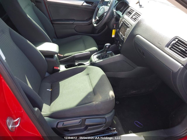 3VW2K7AJ5FM221342 Volkswagen 2015