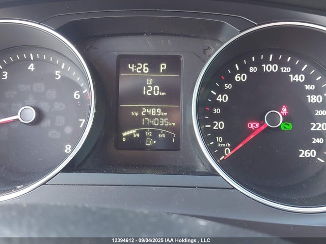 3VW2K7AJ5FM221342 Volkswagen 2015