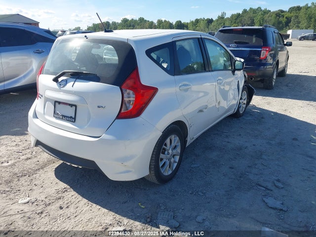 Nissan VERSA NOTE 2017 3N1CE2CP1HL373326 Image 4