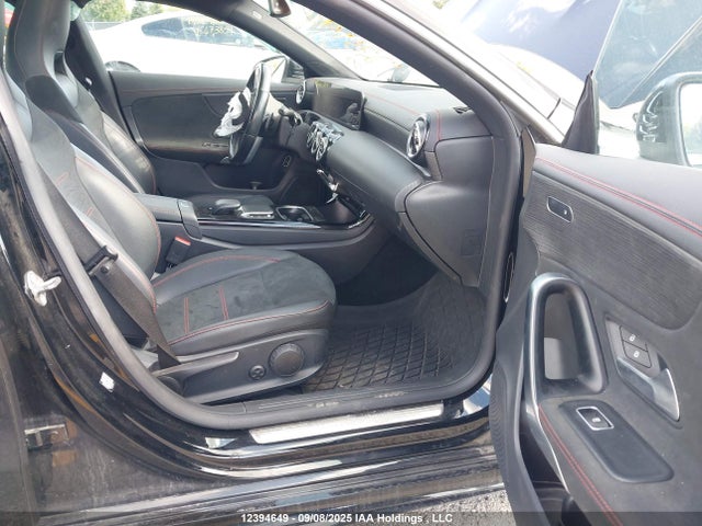 W1K5J4HB9NN317064 Mercedes-Benz m260