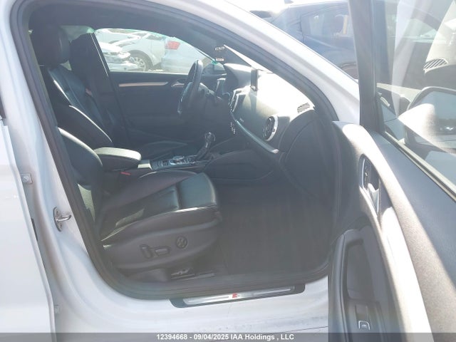 WAUJ8GFF4G1106051 Audi A3