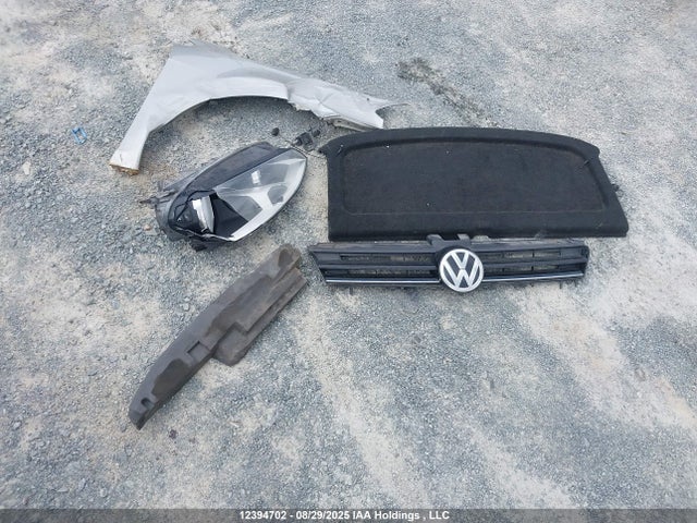 3VW217AU2FM073244 Volkswagen Golf