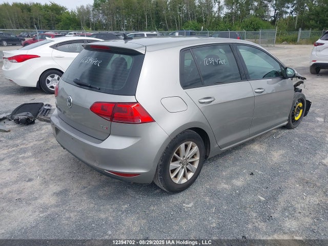 3VW217AU2FM073244 Volkswagen Golf