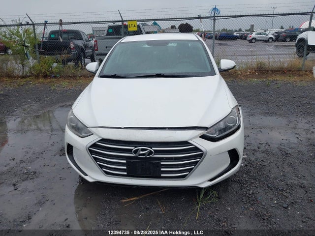 5NPD74LF9HH055825 Hyundai 2017