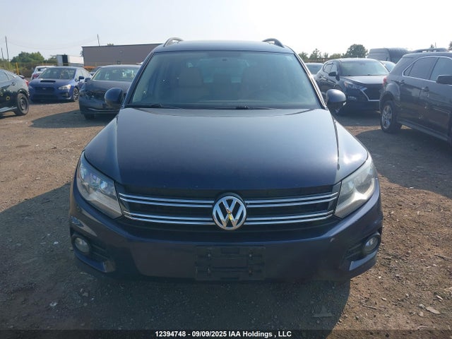 WVGJV7AX0FW533560 Volkswagen Tiguan