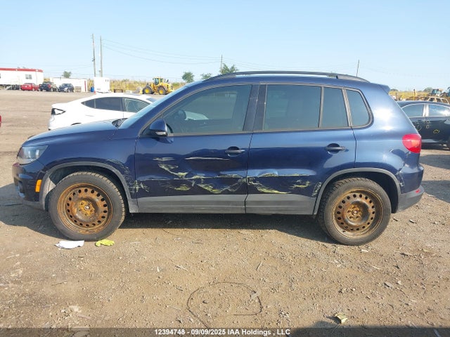 WVGJV7AX0FW533560 Volkswagen Tiguan