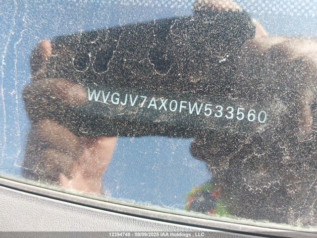WVGJV7AX0FW533560 Volkswagen Tiguan
