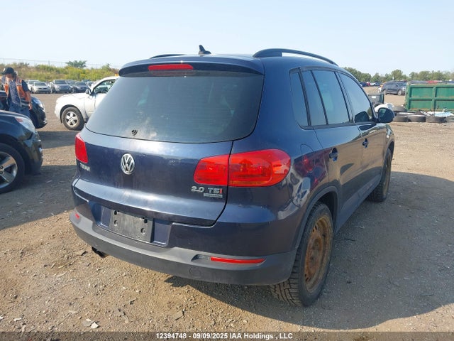 WVGJV7AX0FW533560 Volkswagen Tiguan