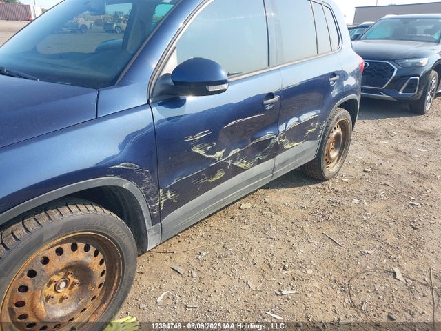 WVGJV7AX0FW533560 Volkswagen Tiguan