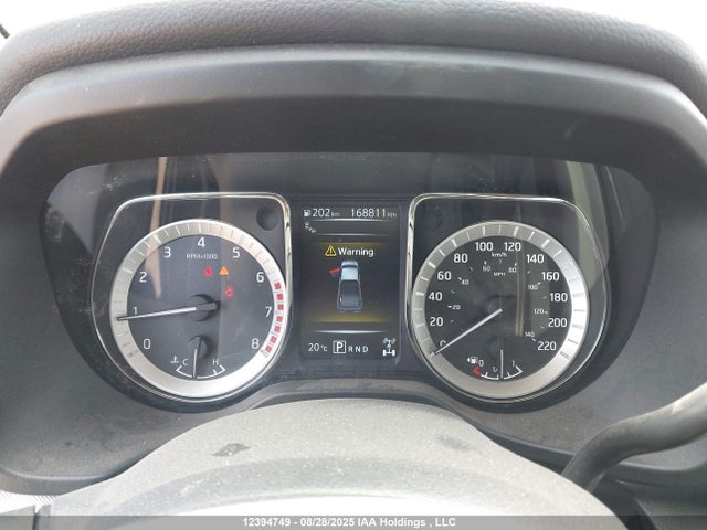 1N6AA1E51HN513779 Nissan 2017