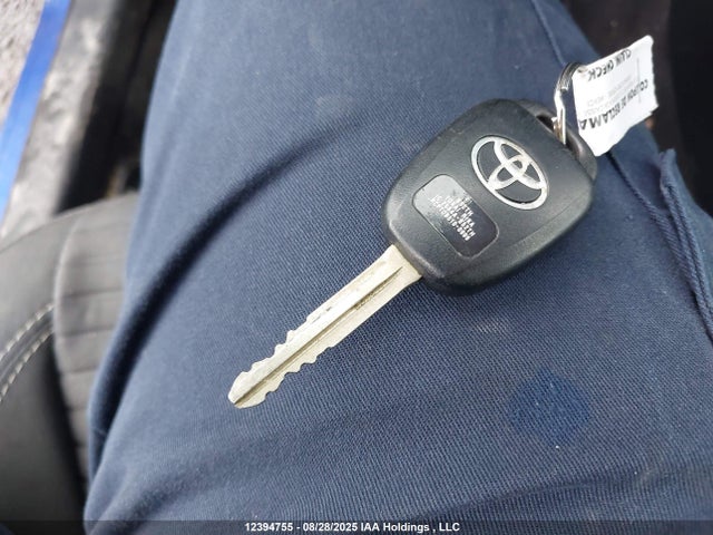 VNKKTUD32JA094915 Toyota 1nz-fe
