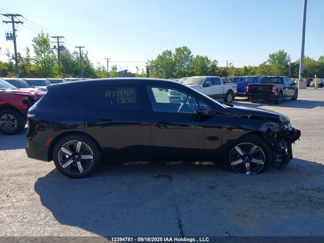 BMW Ix 2023 WB533CF02PCL26366 Image 14