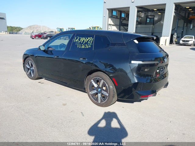 BMW Ix 2023 WB533CF02PCL26366 Image 3
