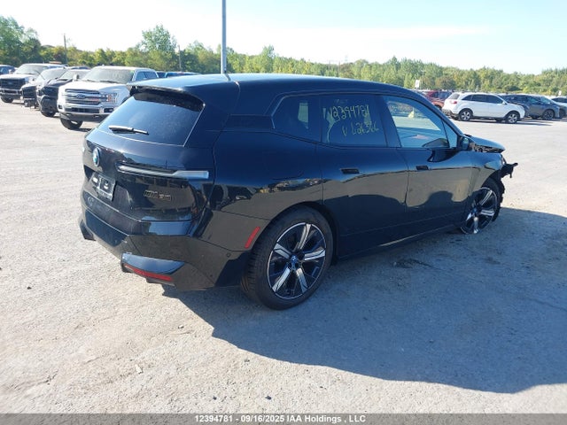 BMW Ix 2023 WB533CF02PCL26366 Image 4