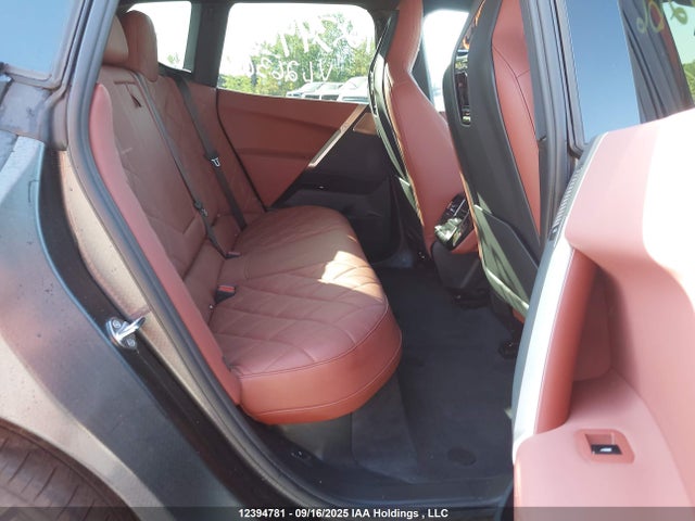 BMW Ix 2023 WB533CF02PCL26366 Image 8