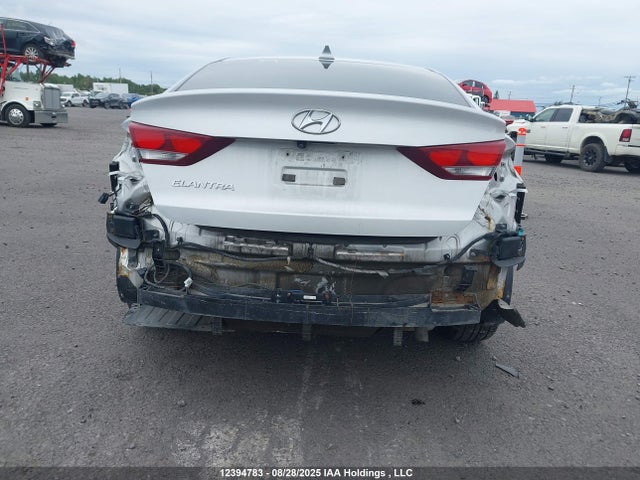 KMHD84LFXHU193372 Hyundai Elantra