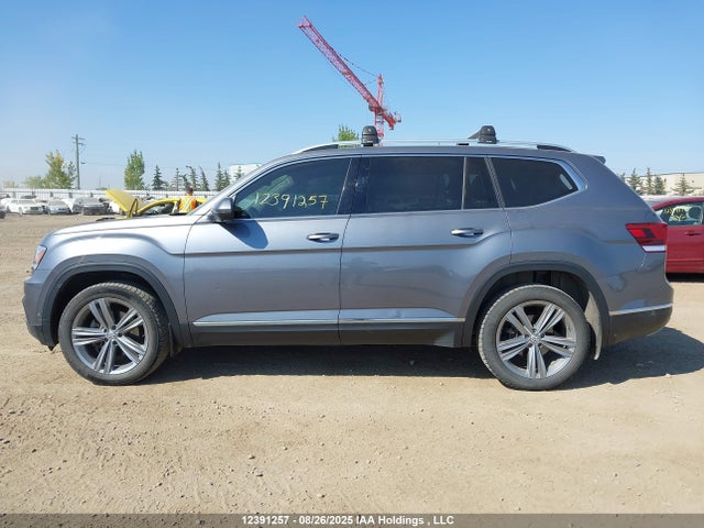 Volkswagen 2018 2018 1V2NR2CA6JC589128 Image 15