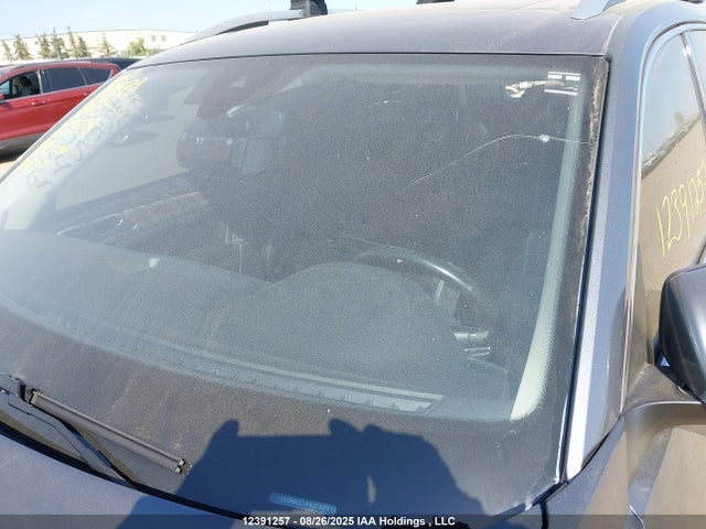 Volkswagen 2018 2018 1V2NR2CA6JC589128 Image 18
