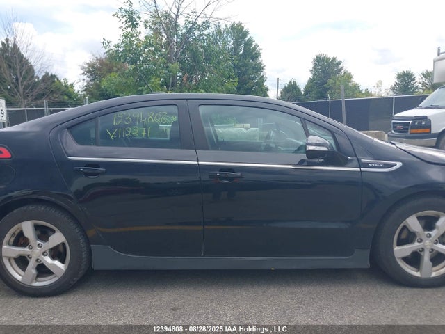 Chevrolet luu - ffv, e-flex, fam 0 2015 1G1RA6E41FU112271 Image 14