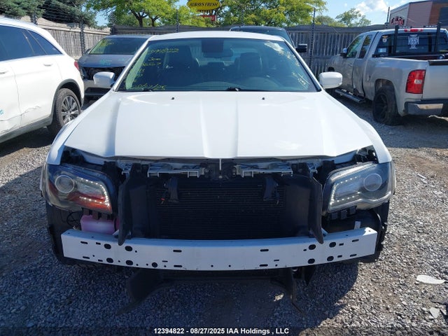 2C3CCADG6NH256507 Chrysler 300