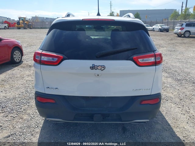 1C4PJMDS8GW161427 Jeep Cherokee